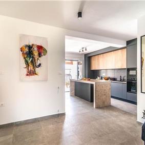 7 bedroom villa with pool in Svetvinčenat, sleeps 14